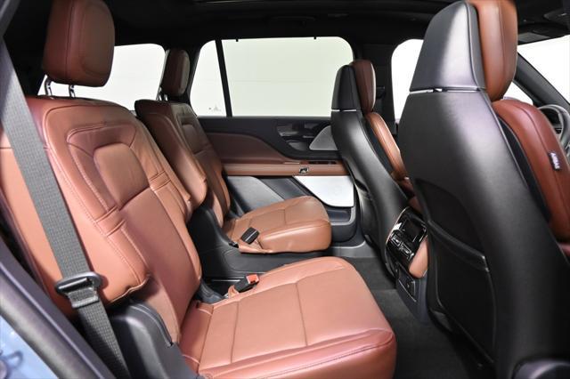 new 2025 Lincoln Aviator car, priced at $75,999