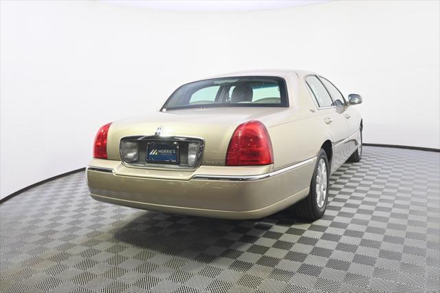 used 2011 Lincoln Town Car car, priced at $11,777