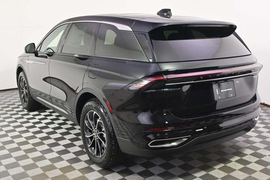 new 2026 Lincoln Nautilus car, priced at $59,179