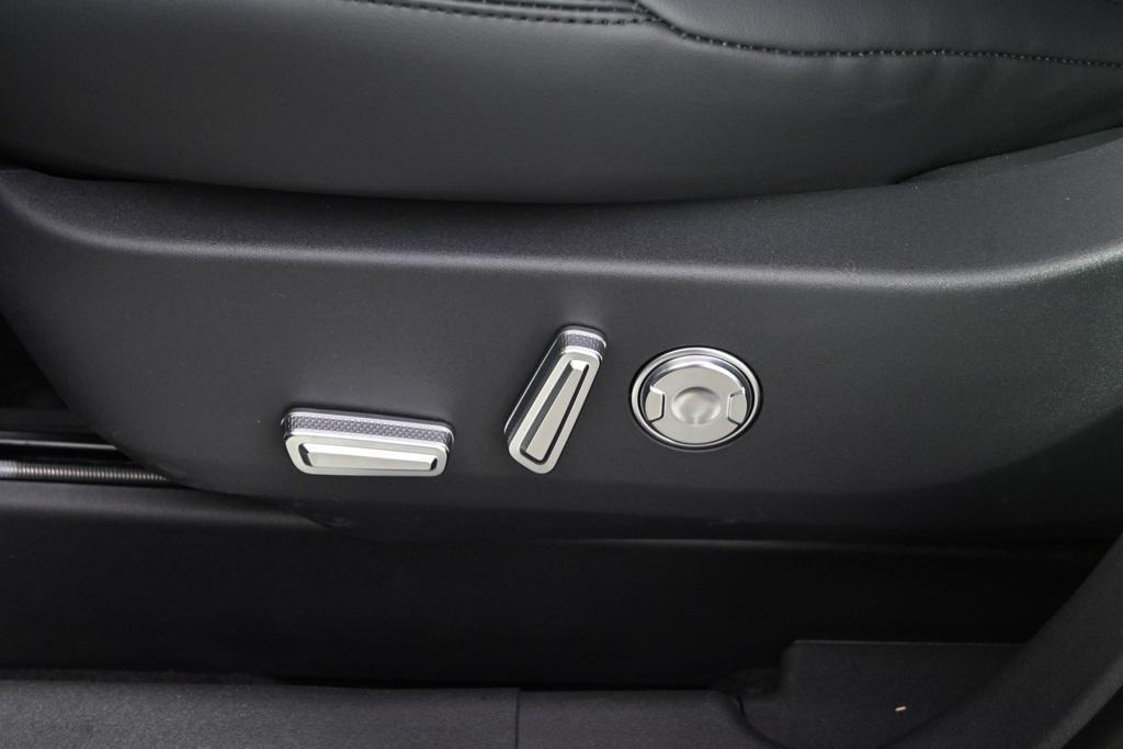 new 2026 Lincoln Nautilus car, priced at $59,179