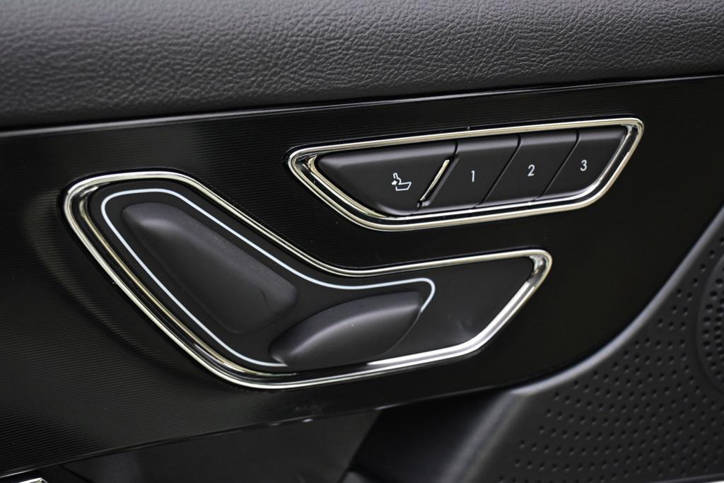 new 2025 Lincoln Corsair car, priced at $47,999