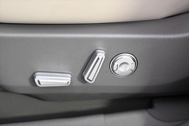 new 2025 Lincoln Nautilus car, priced at $59,277