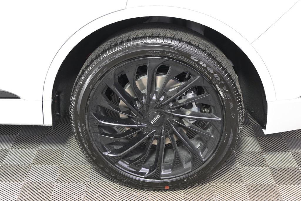 new 2025 Lincoln Aviator car, priced at $72,557