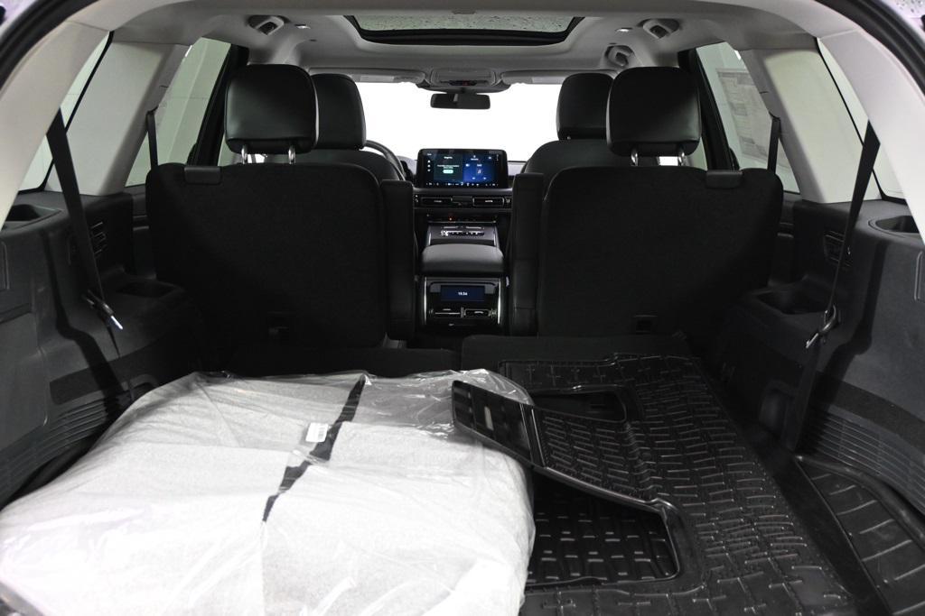 new 2025 Lincoln Aviator car, priced at $72,557
