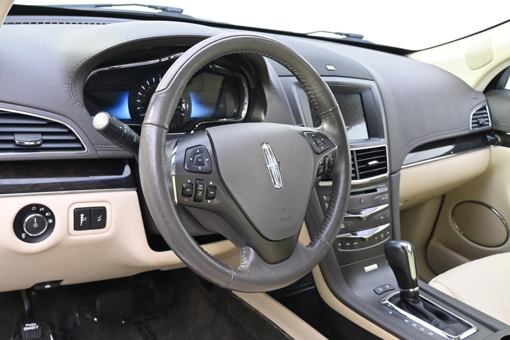 used 2019 Lincoln MKT car, priced at $22,555