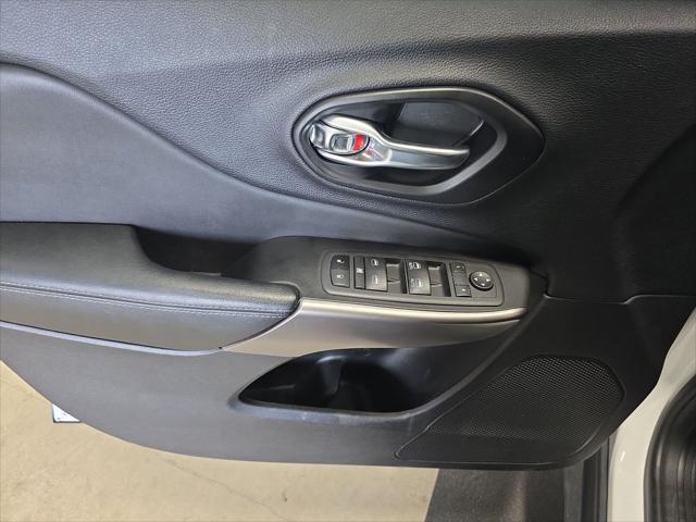 used 2021 Jeep Cherokee car, priced at $22,499