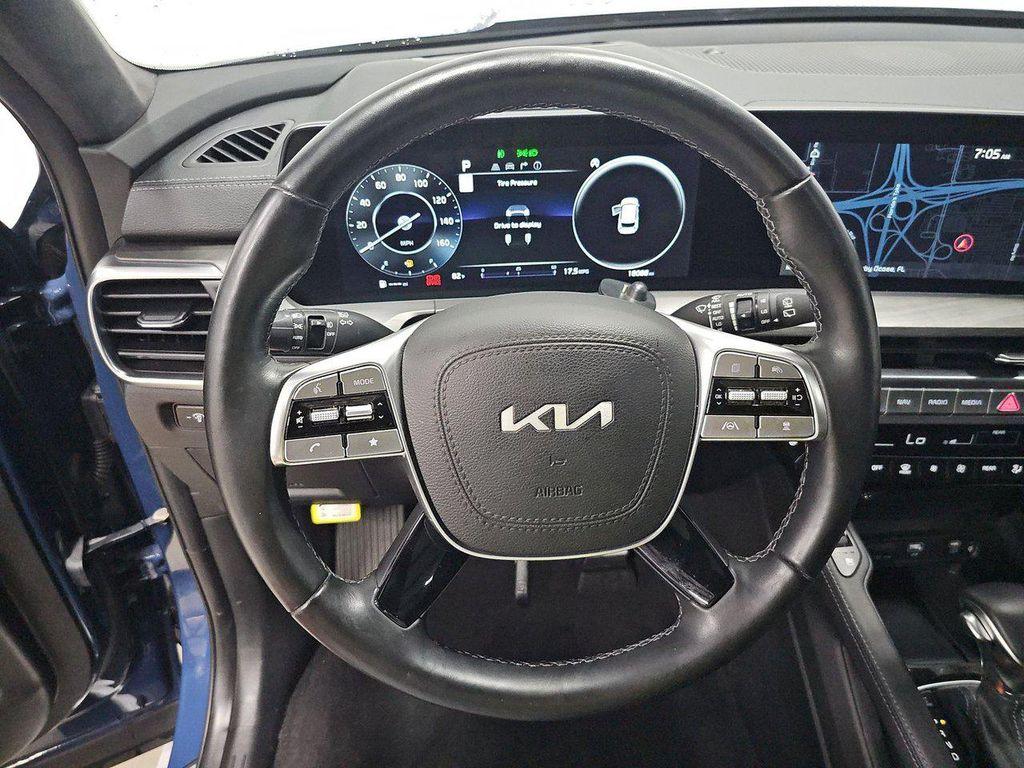 used 2023 Kia Telluride car, priced at $43,399