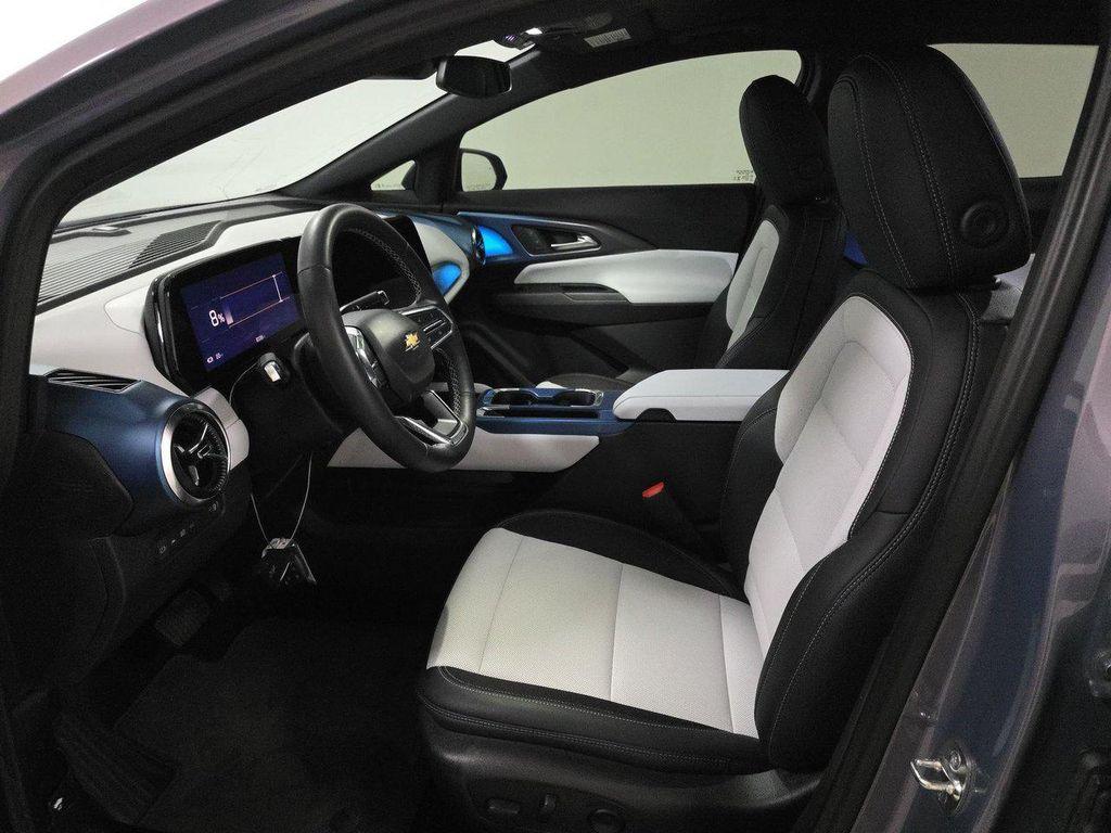 used 2025 Chevrolet Equinox EV car, priced at $24,799