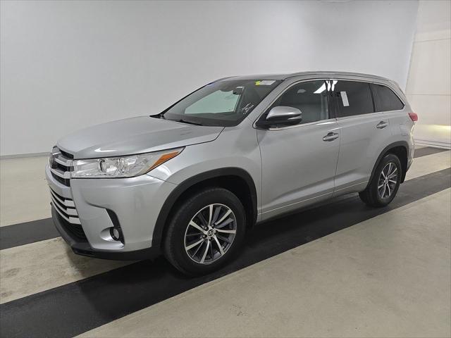 used 2018 Toyota Highlander car, priced at $22,799