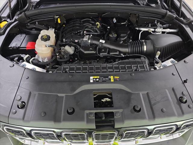 used 2023 Jeep Grand Cherokee car, priced at $29,399