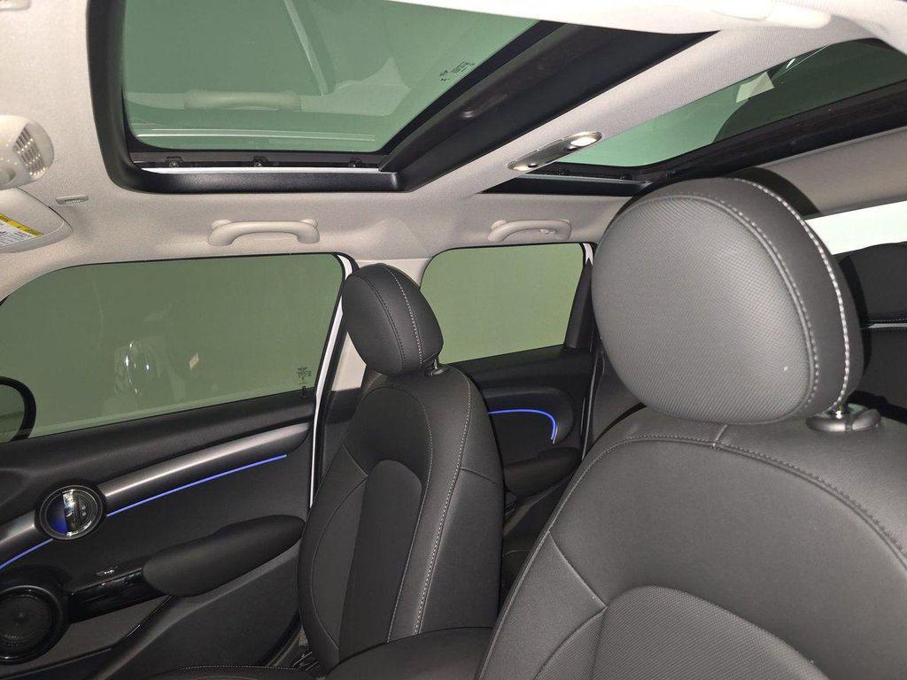 used 2024 MINI Hardtop car, priced at $25,399