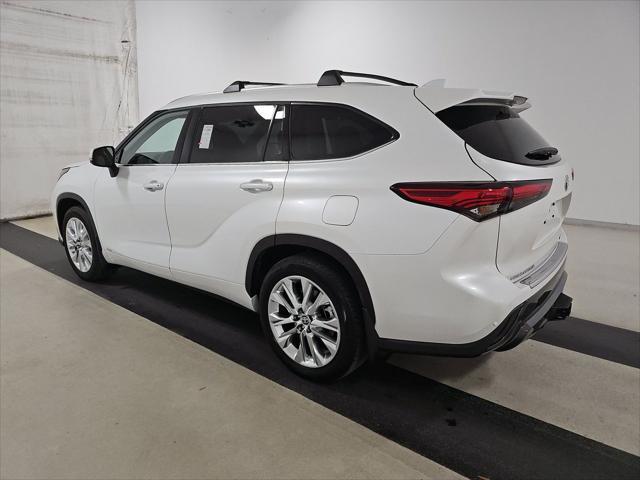 used 2023 Toyota Highlander car, priced at $48,499