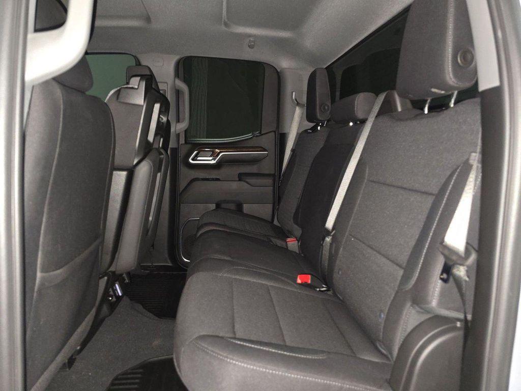 used 2024 GMC Sierra 1500 car, priced at $39,099