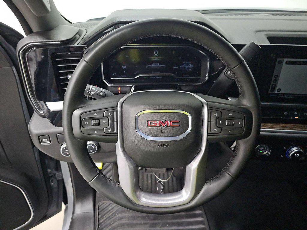 used 2024 GMC Sierra 1500 car, priced at $39,099