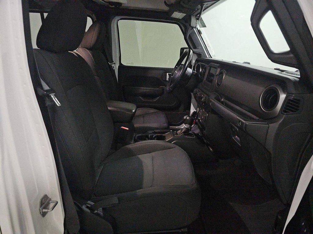 used 2022 Jeep Gladiator car, priced at $32,999