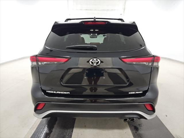 used 2022 Toyota Highlander car, priced at $39,799