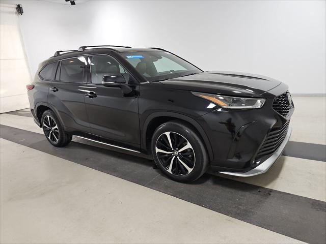 used 2022 Toyota Highlander car, priced at $39,799