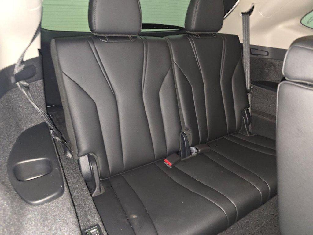 used 2024 Acura MDX car, priced at $42,899