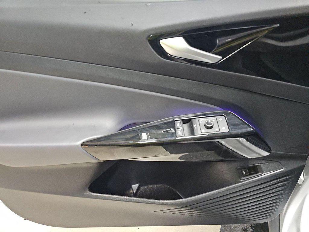 used 2022 Volkswagen ID.4 car, priced at $21,999