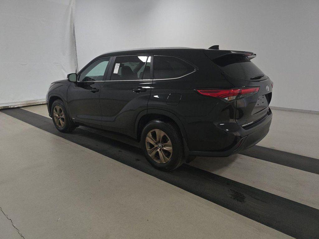 used 2023 Toyota Highlander Hybrid car, priced at $42,999