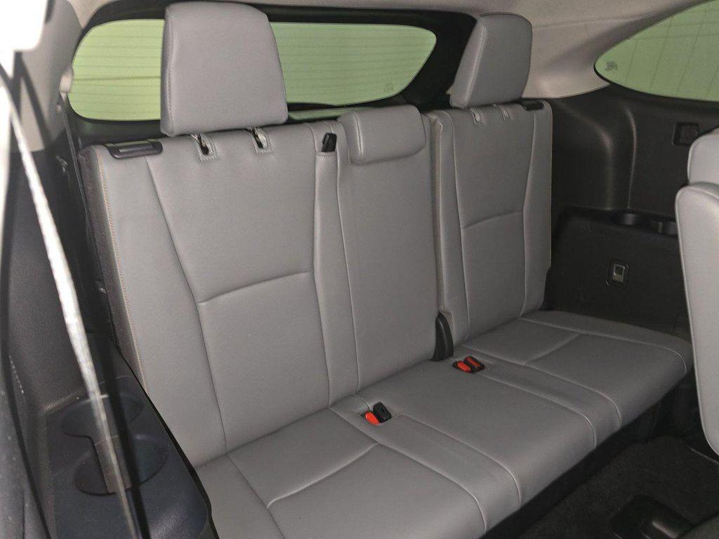 used 2023 Toyota Highlander Hybrid car, priced at $42,999