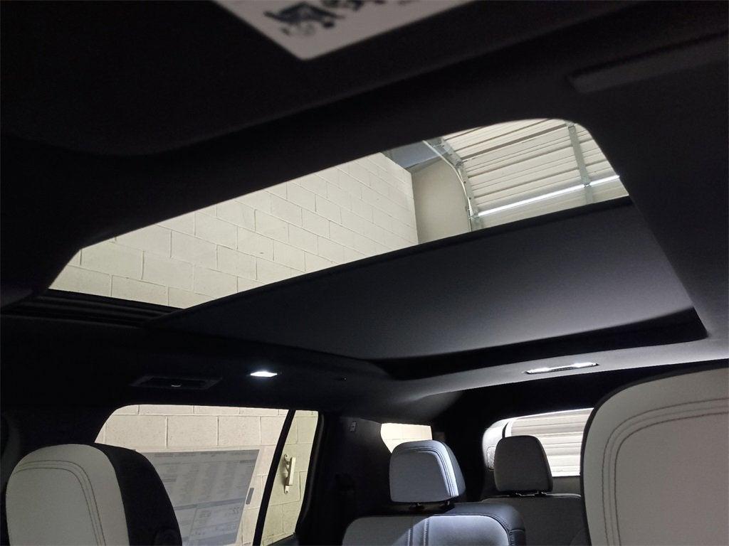 new 2026 Chevrolet Traverse car, priced at $58,915