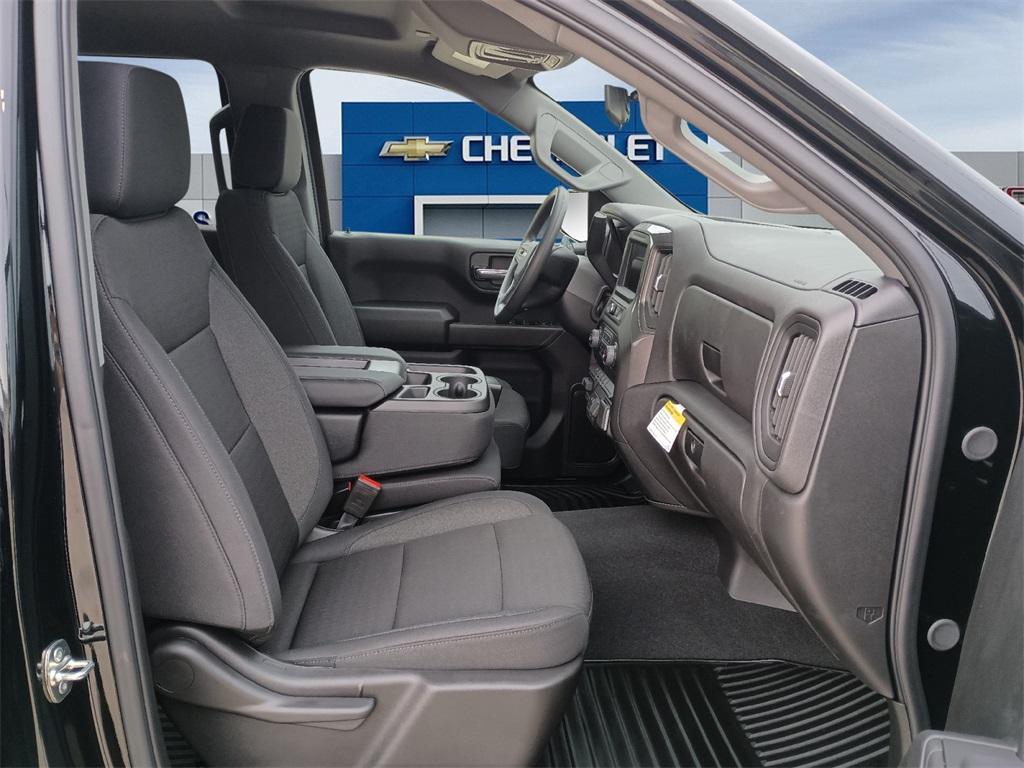 new 2025 Chevrolet Silverado 1500 car, priced at $48,620