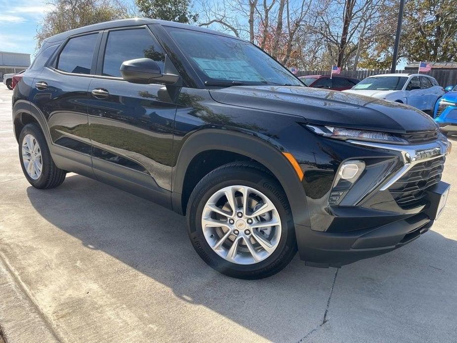 new 2025 Chevrolet TrailBlazer car, priced at $25,431