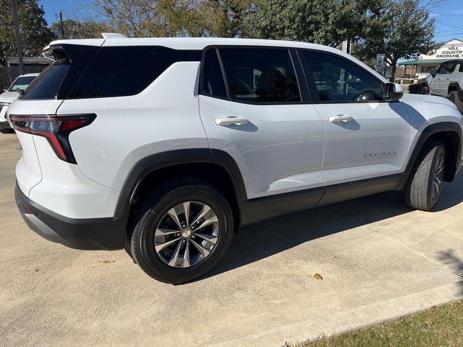 new 2025 Chevrolet Equinox car, priced at $30,245