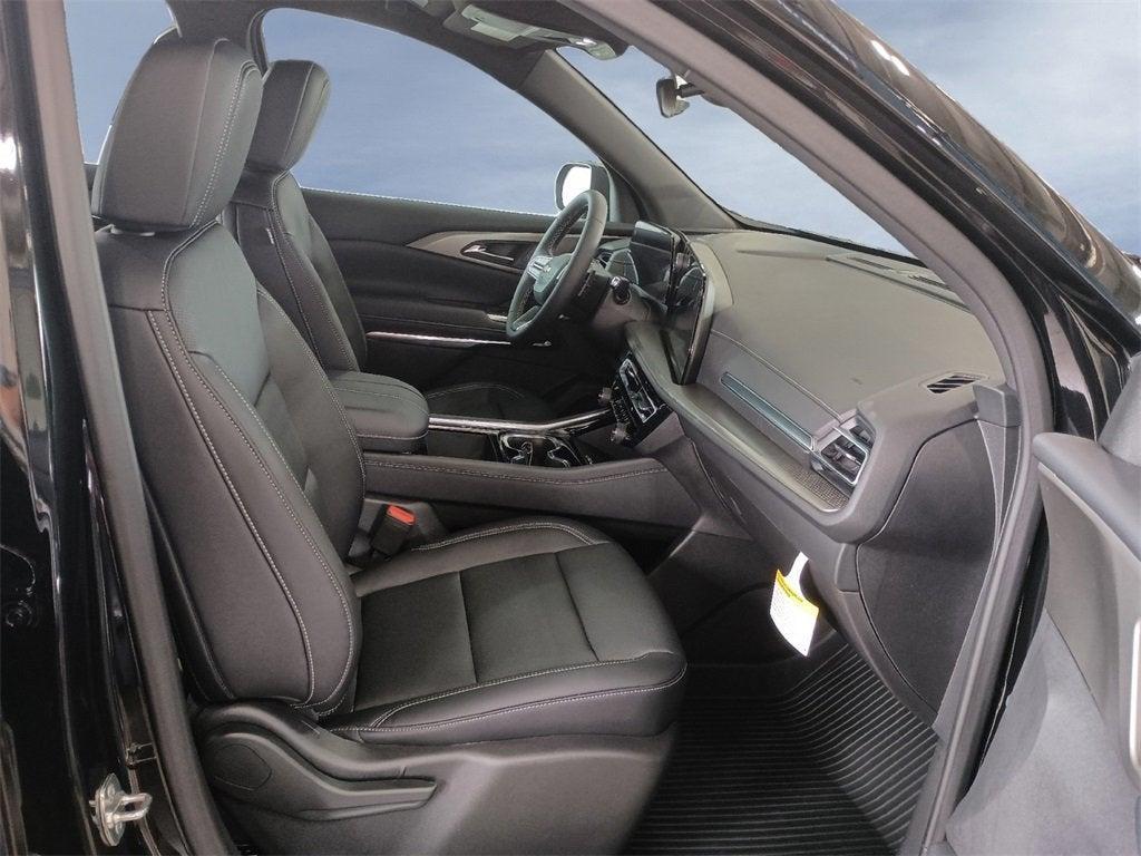 new 2025 Chevrolet Traverse car, priced at $42,907