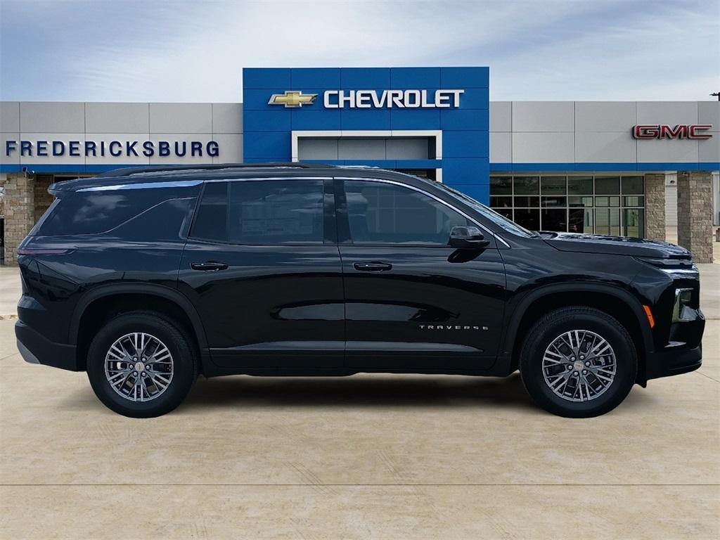 new 2025 Chevrolet Traverse car, priced at $43,870