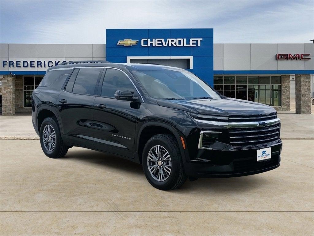 new 2025 Chevrolet Traverse car, priced at $42,907