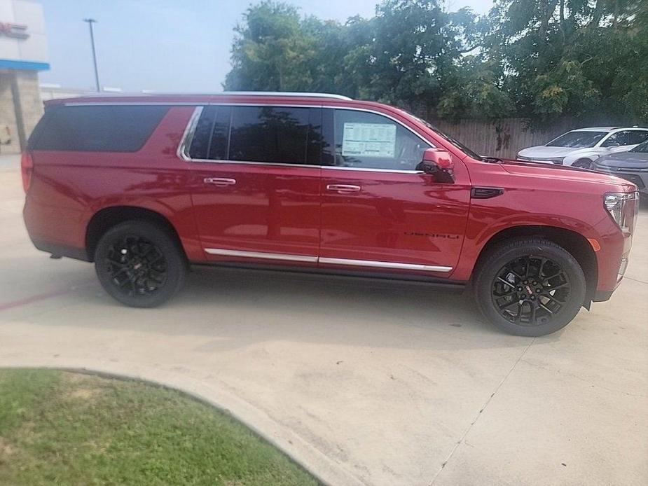 new 2024 GMC Yukon XL car, priced at $91,969