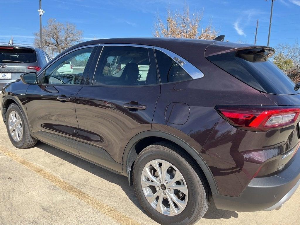 used 2023 Ford Escape car, priced at $22,979