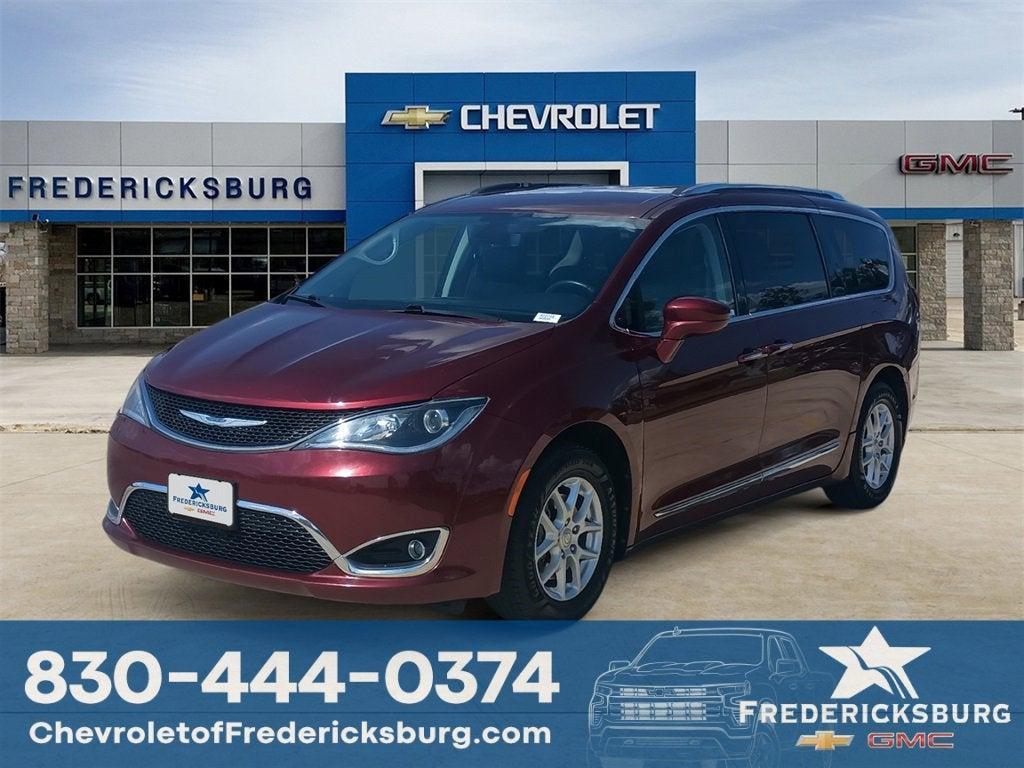 used 2020 Chrysler Pacifica car, priced at $18,772