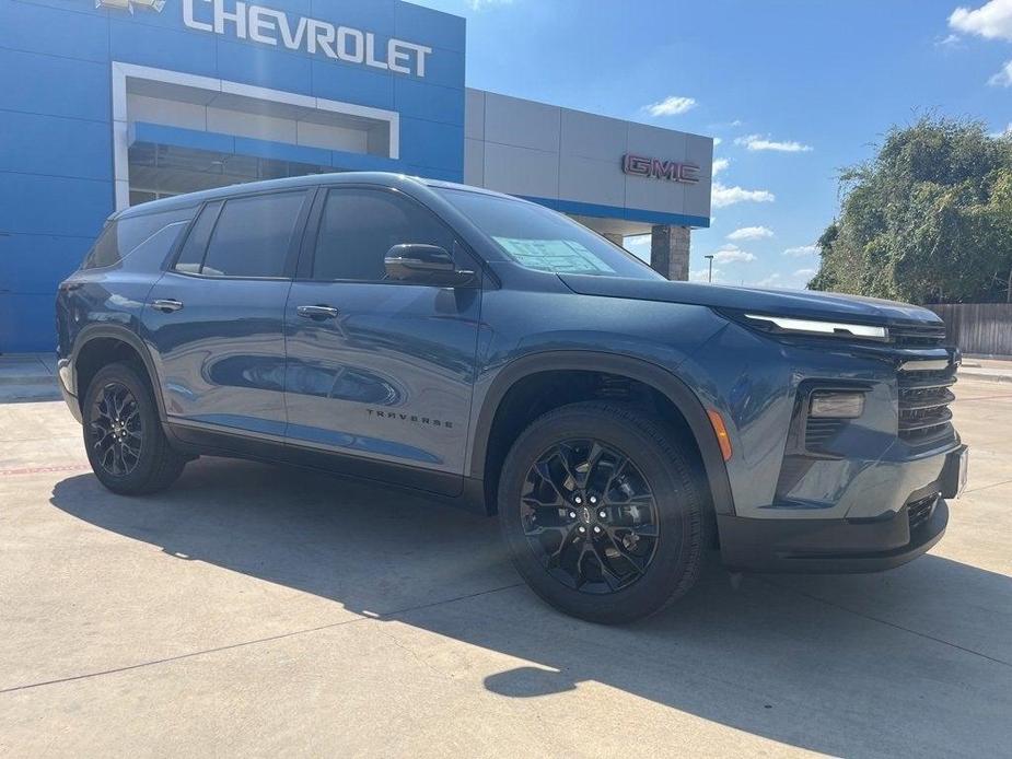 new 2024 Chevrolet Traverse car, priced at $40,372