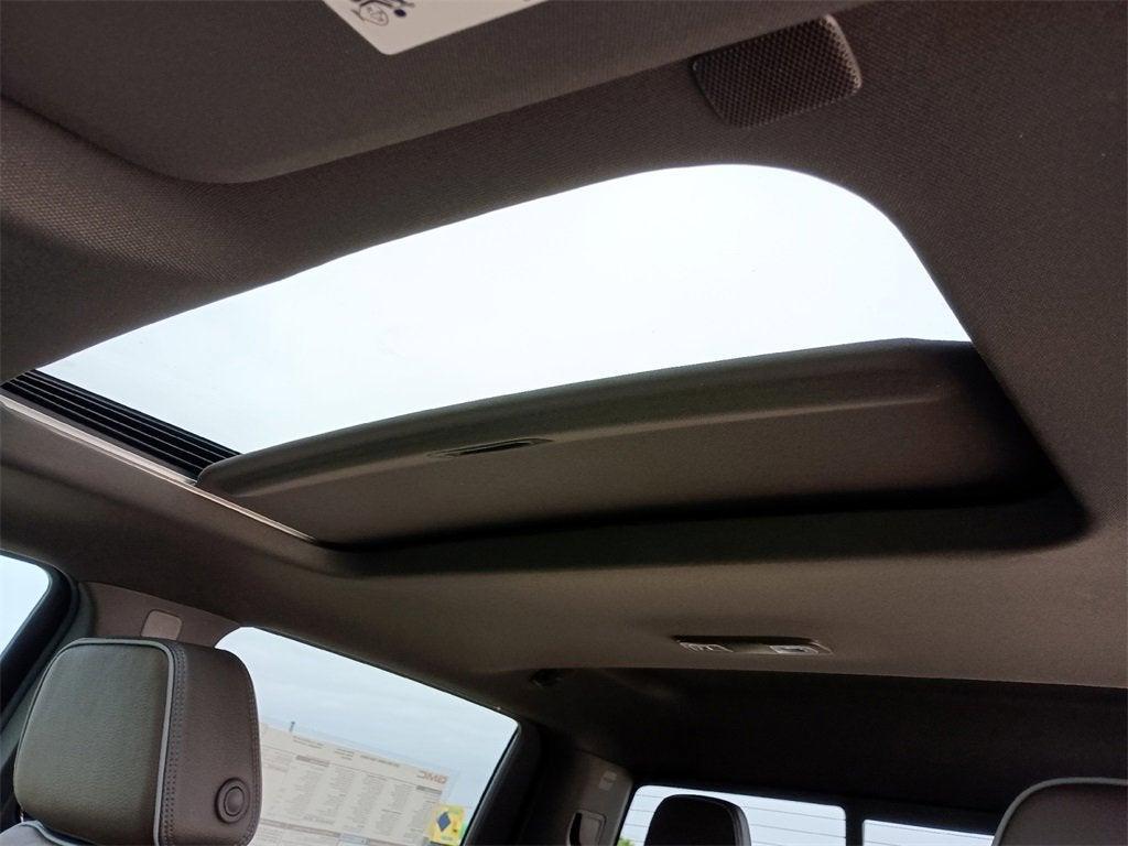 new 2025 GMC Sierra 1500 car, priced at $69,654