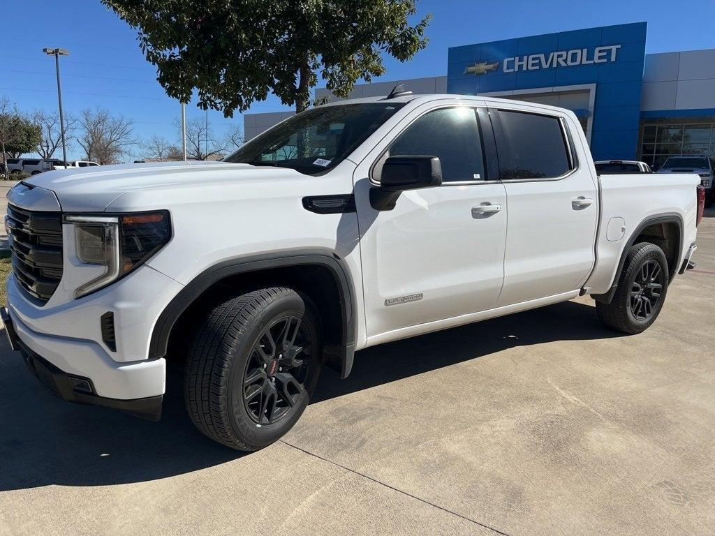 used 2023 GMC Sierra 1500 car, priced at $39,397