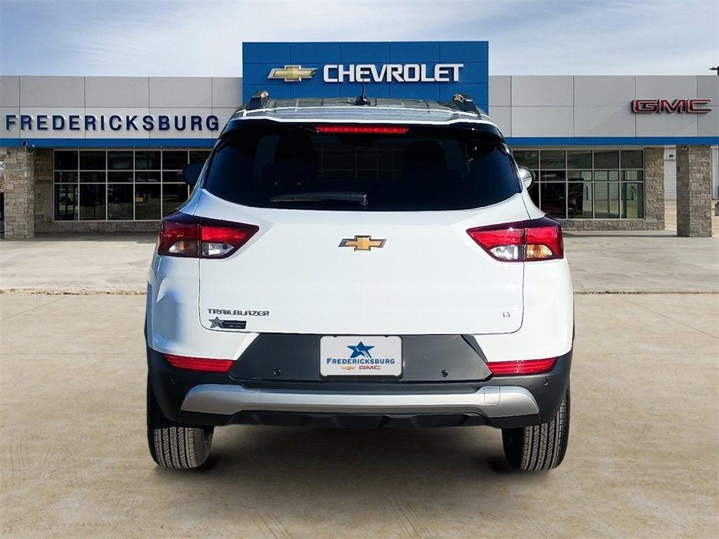 new 2026 Chevrolet TrailBlazer car, priced at $27,275