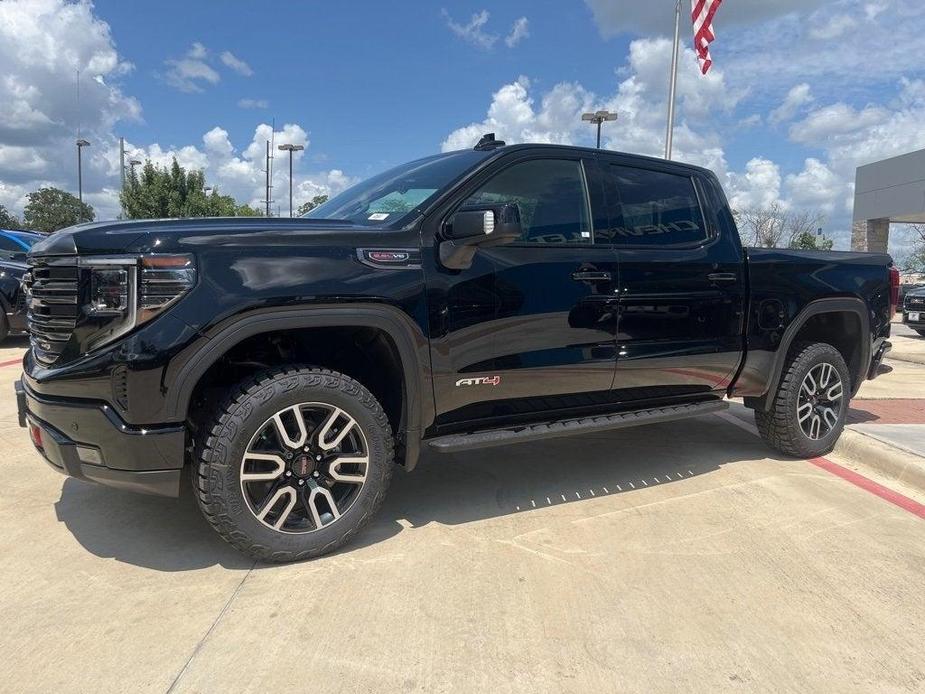 new 2024 GMC Sierra 1500 car, priced at $70,997