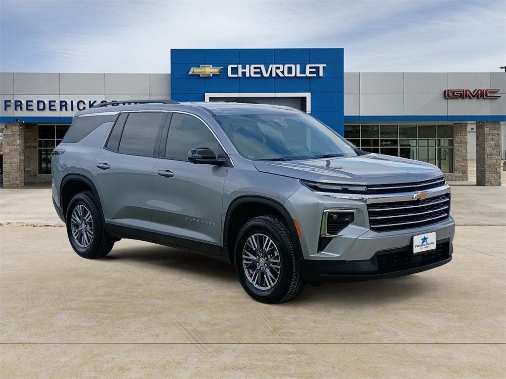 new 2025 Chevrolet Traverse car, priced at $43,160
