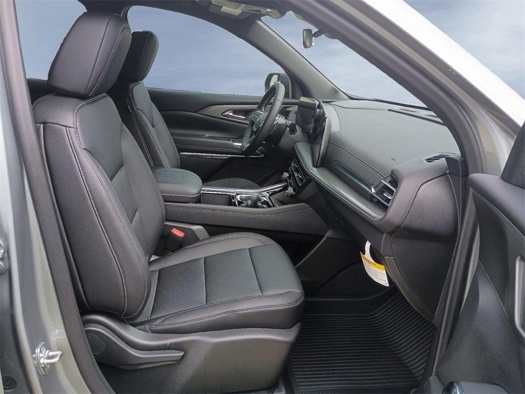 new 2025 Chevrolet Traverse car, priced at $43,160