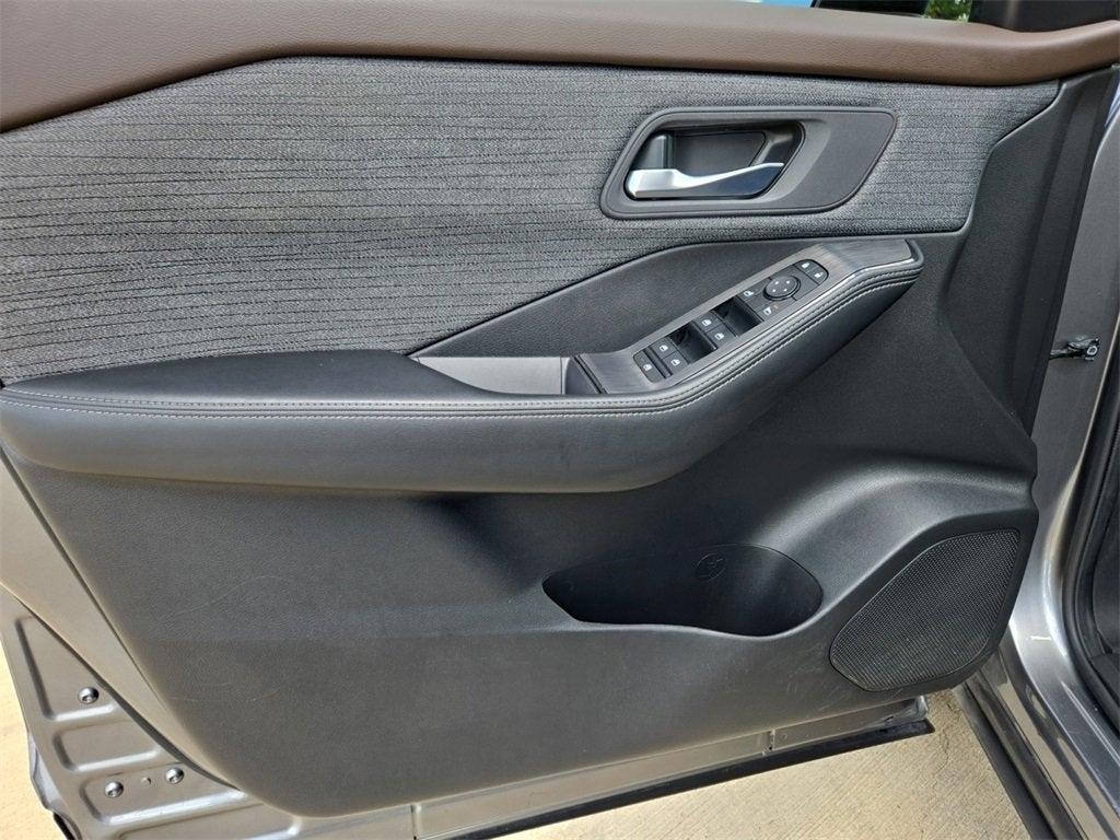 used 2023 Nissan Rogue car, priced at $21,979
