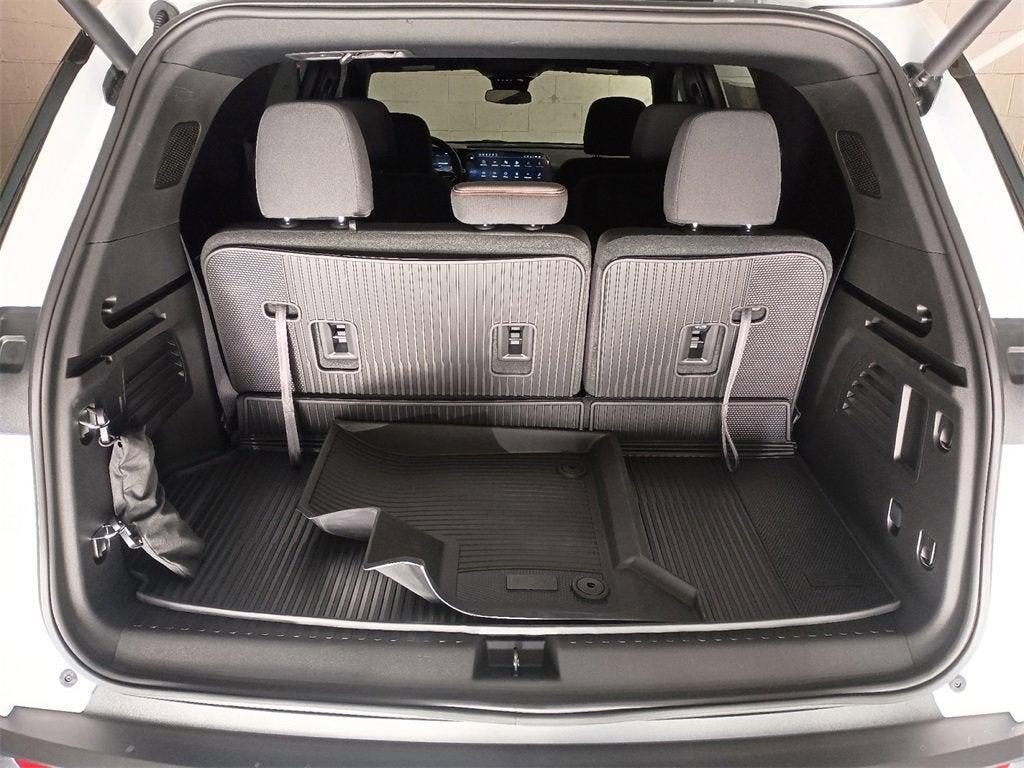 new 2026 Chevrolet Traverse car, priced at $45,715