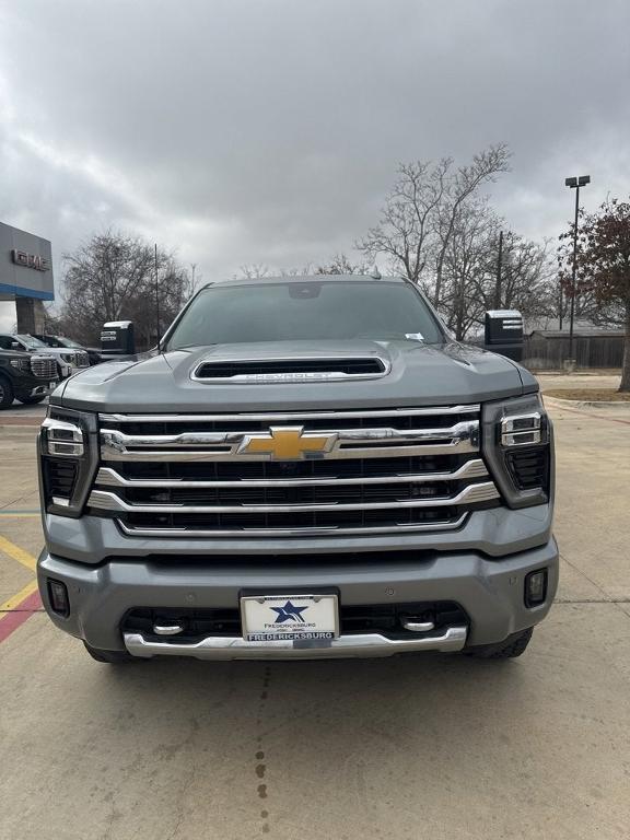 new 2024 Chevrolet Silverado 2500 car, priced at $82,279
