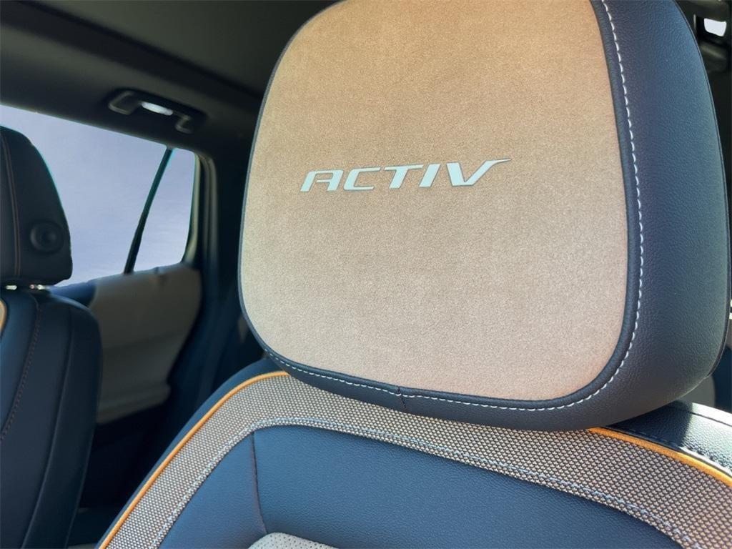 new 2025 Chevrolet Equinox car, priced at $38,925