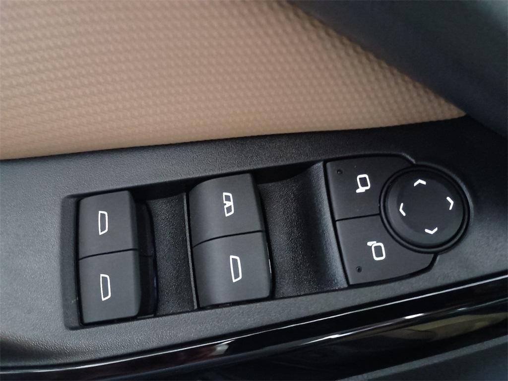 new 2025 Chevrolet Equinox car, priced at $38,925