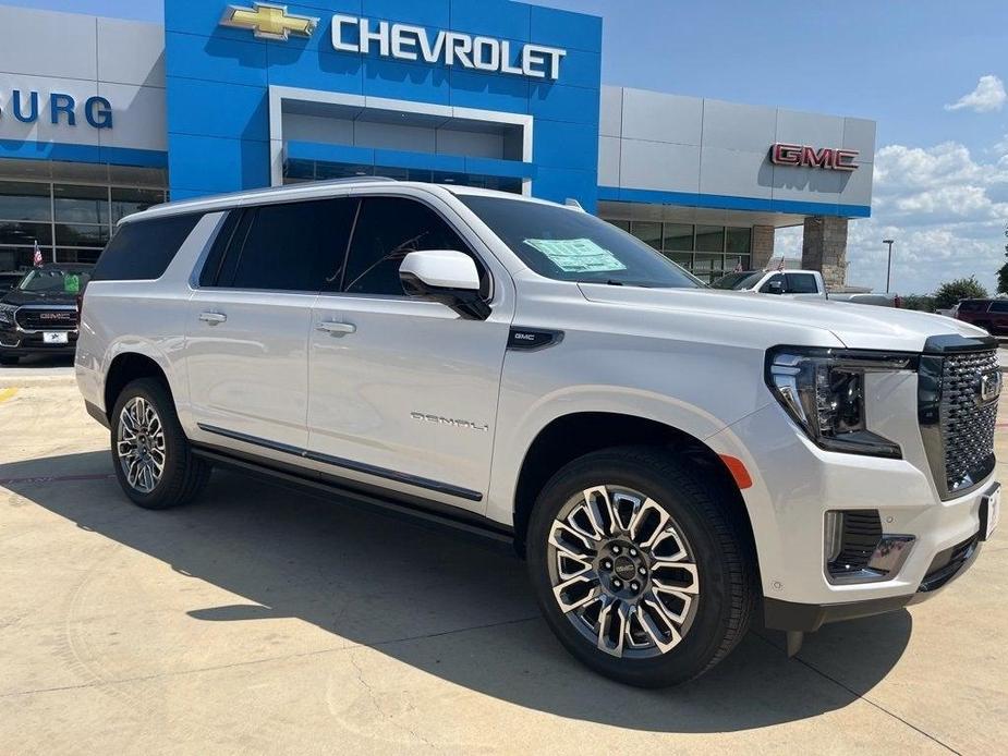 new 2024 GMC Yukon XL car, priced at $99,650