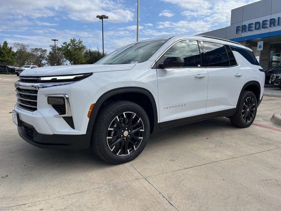 new 2025 Chevrolet Traverse car, priced at $44,995