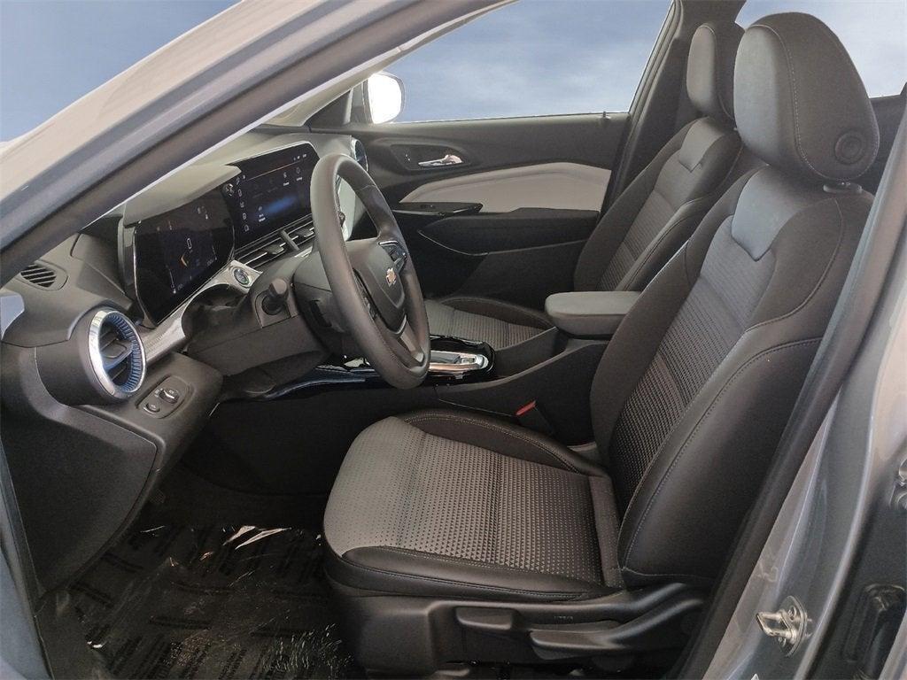 used 2024 Chevrolet Trax car, priced at $22,379